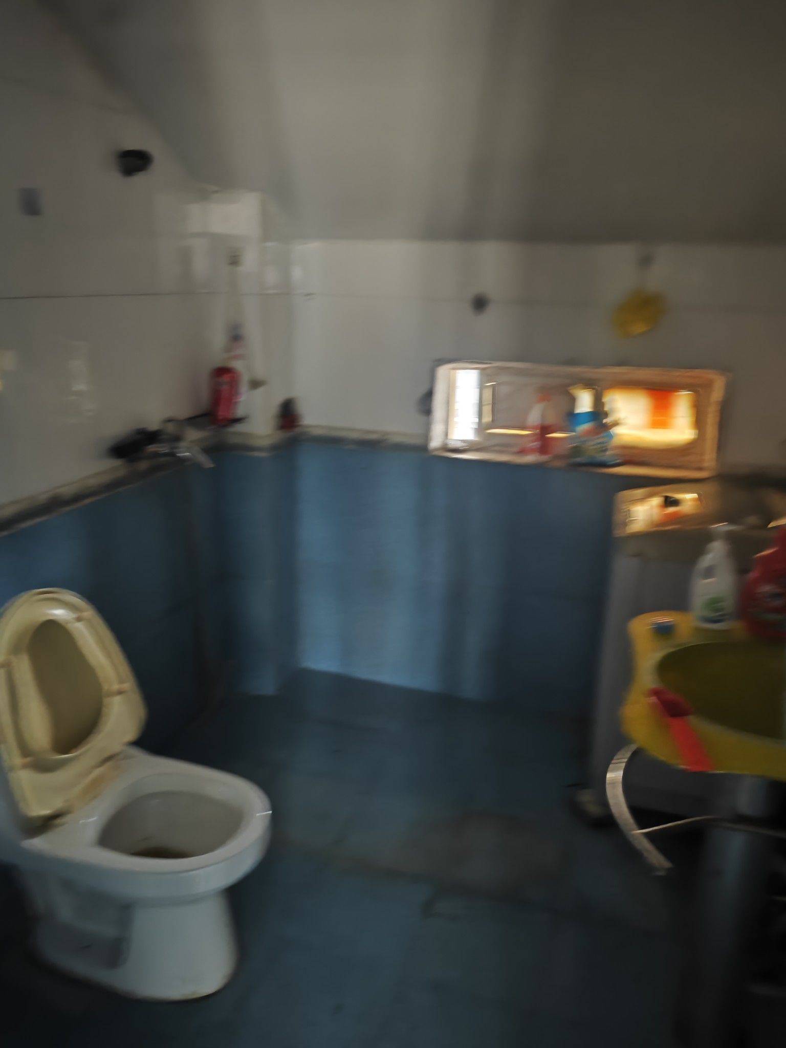 Nanjing-Qixia-Hustle & Bustle