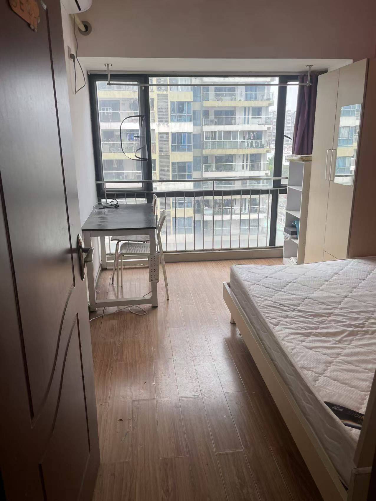 Shenzhen-Nanshan-Cozy Home,Clean&Comfy,No Gender Limit,Hustle & Bustle,Pet Friendly