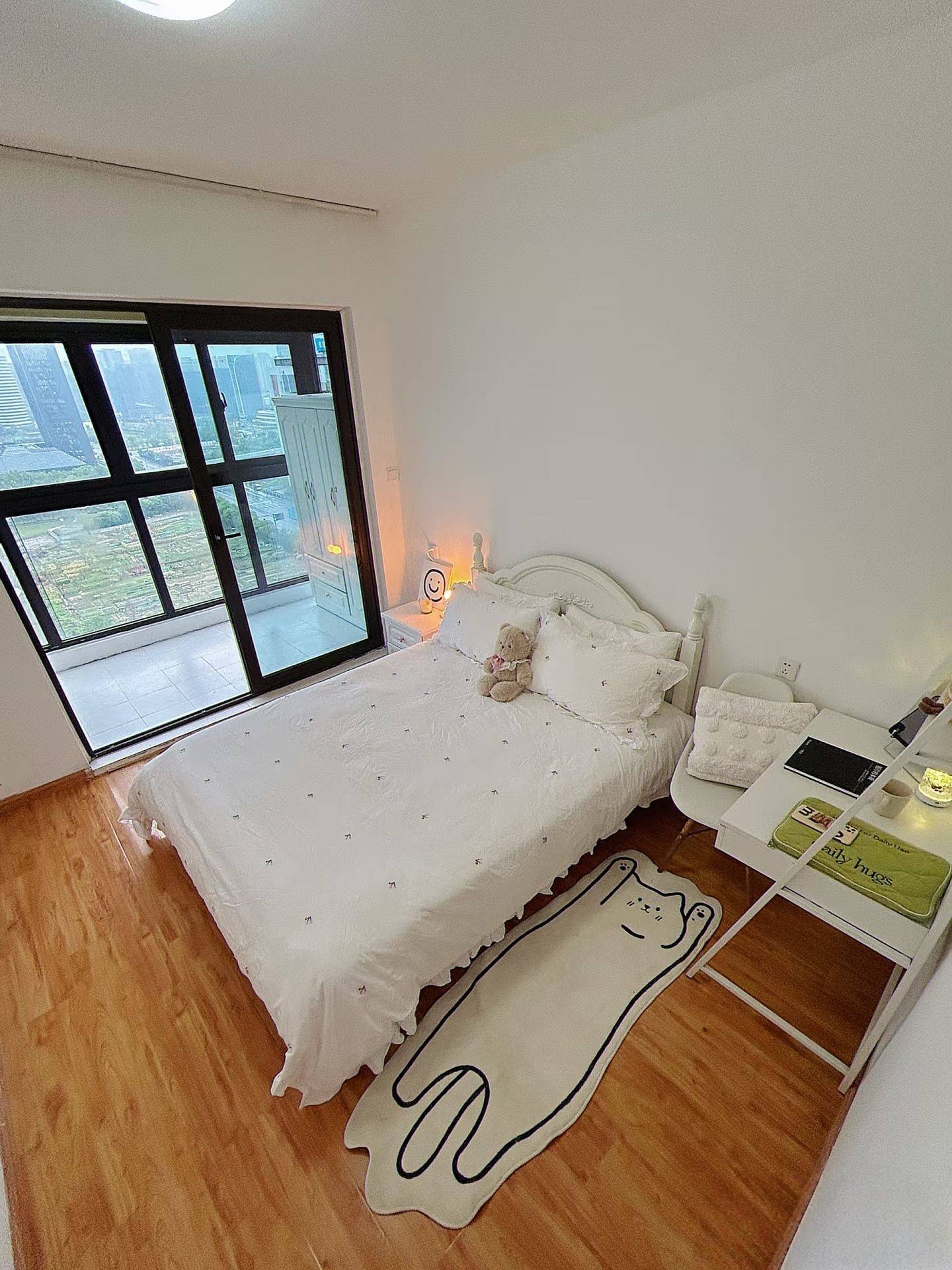 Wuhan-Wuchang-Cozy Home,Clean&Comfy,No Gender Limit,Hustle & Bustle,“Friends”,Chilled,LGBTQ Friendly,Pet Friendly