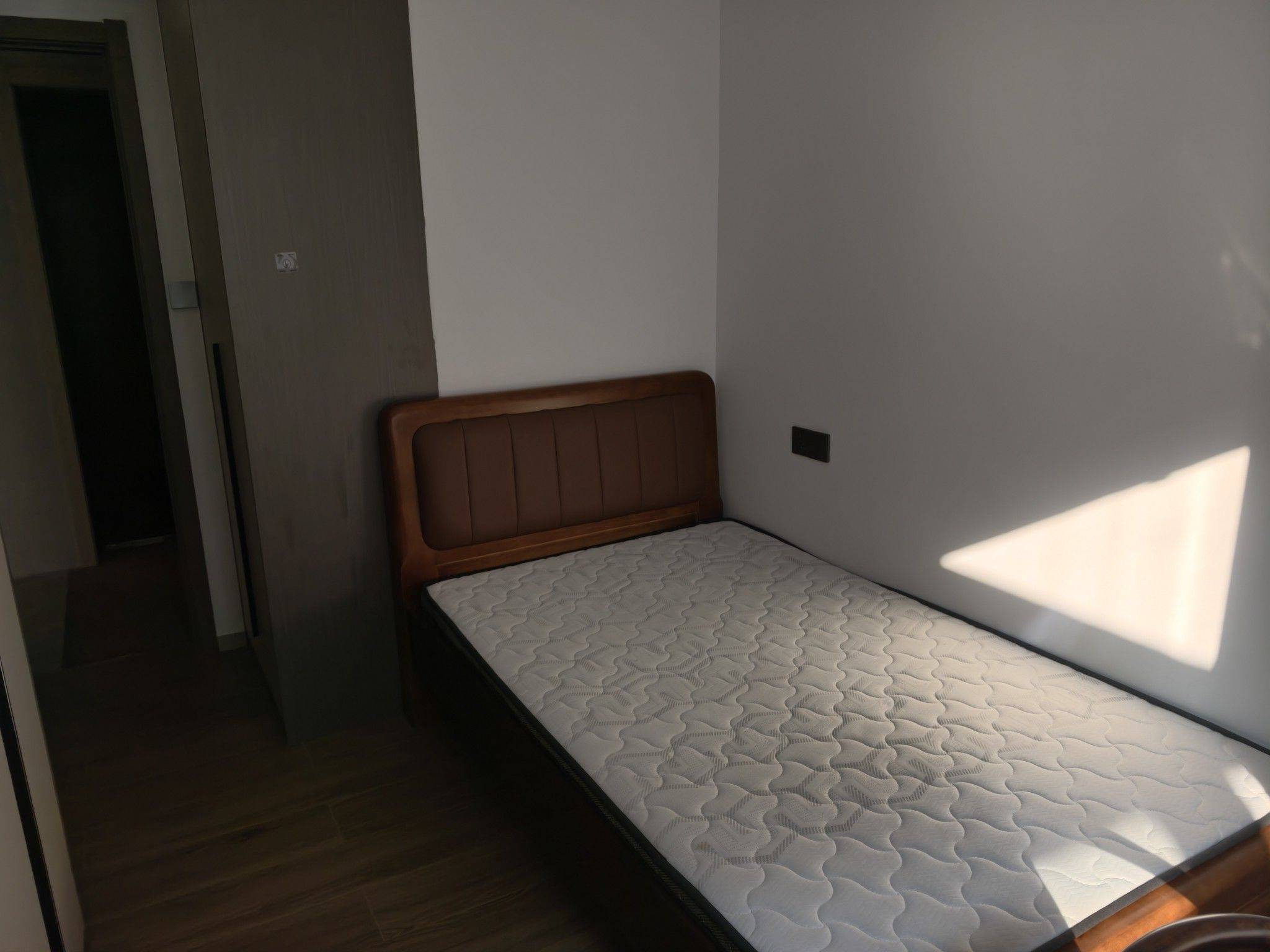 新建区 锦天天悦华府-1栋