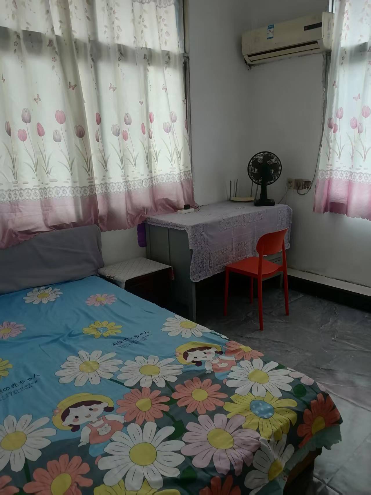 Cozy Home-Clean&Comfy-No Gender Limit-Hustle & Bustle-Chilled-Pet Friendly