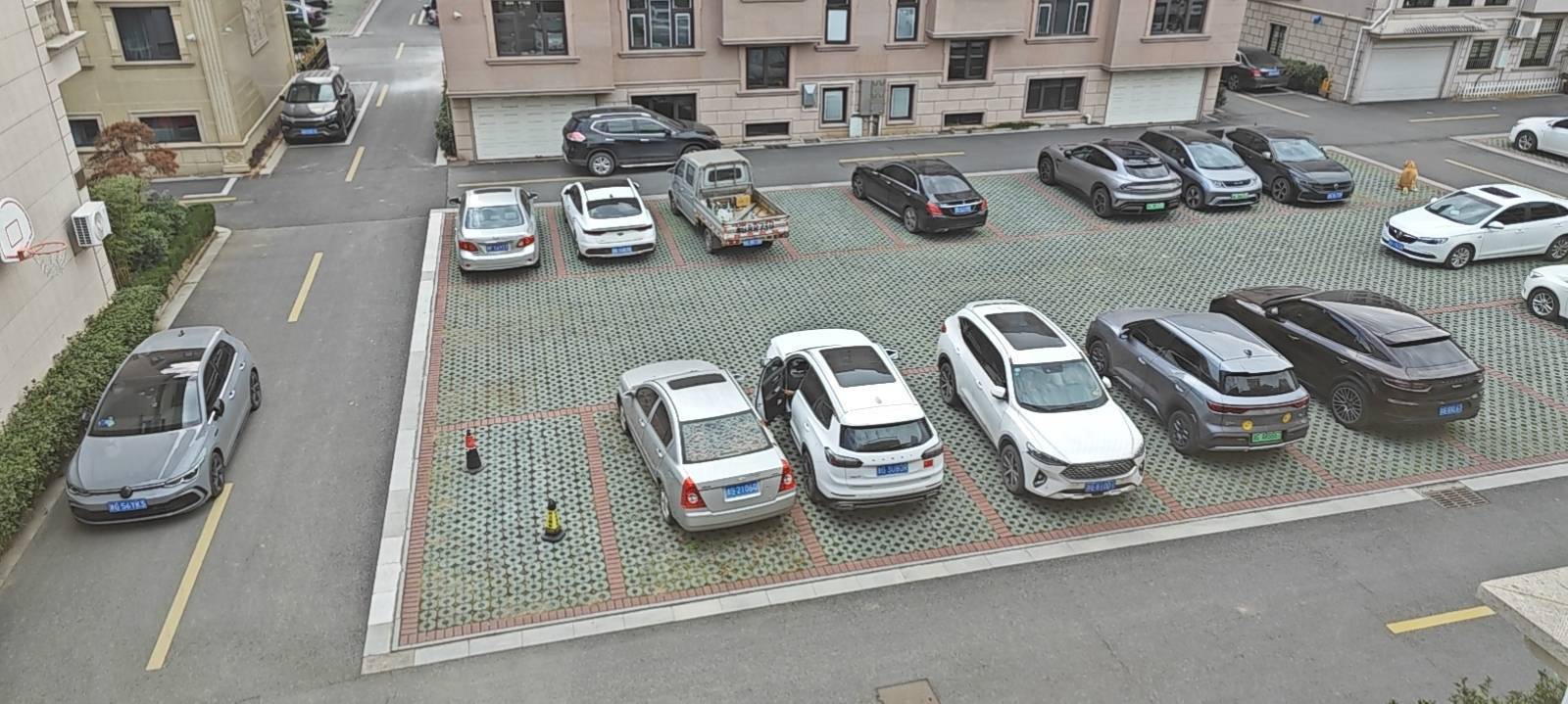 東陽 东丰小区东富村75幢