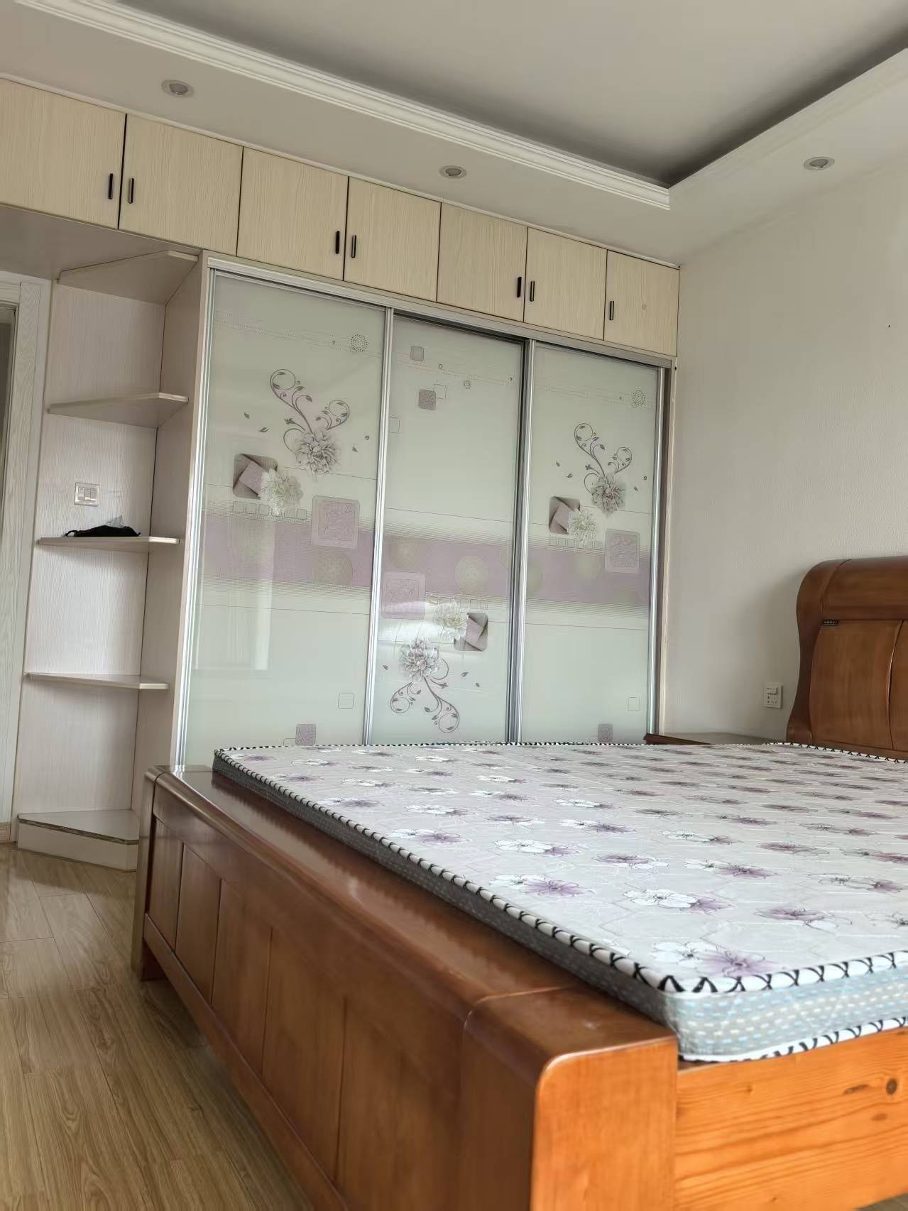 罗丝钉整租房源1