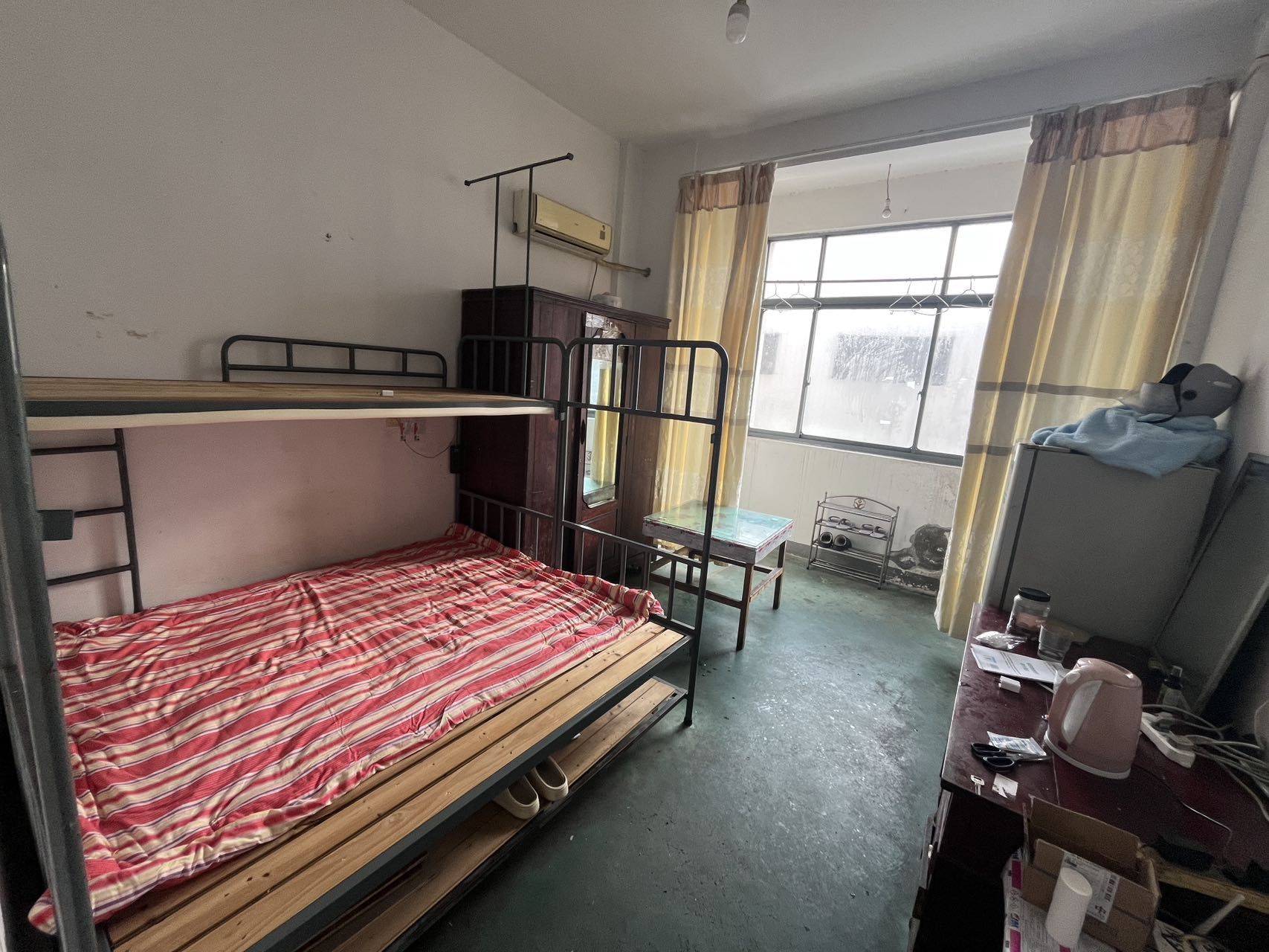 Jiangyin 豪业金属宿舍楼