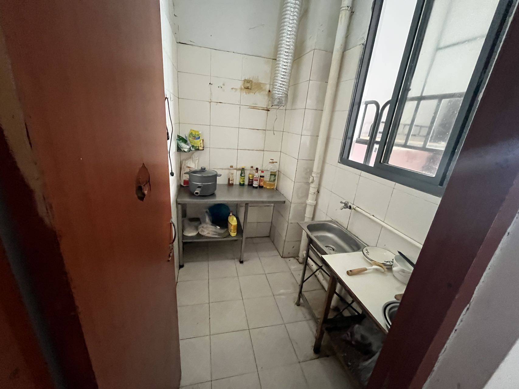 Jiangyin 豪业金属宿舍楼