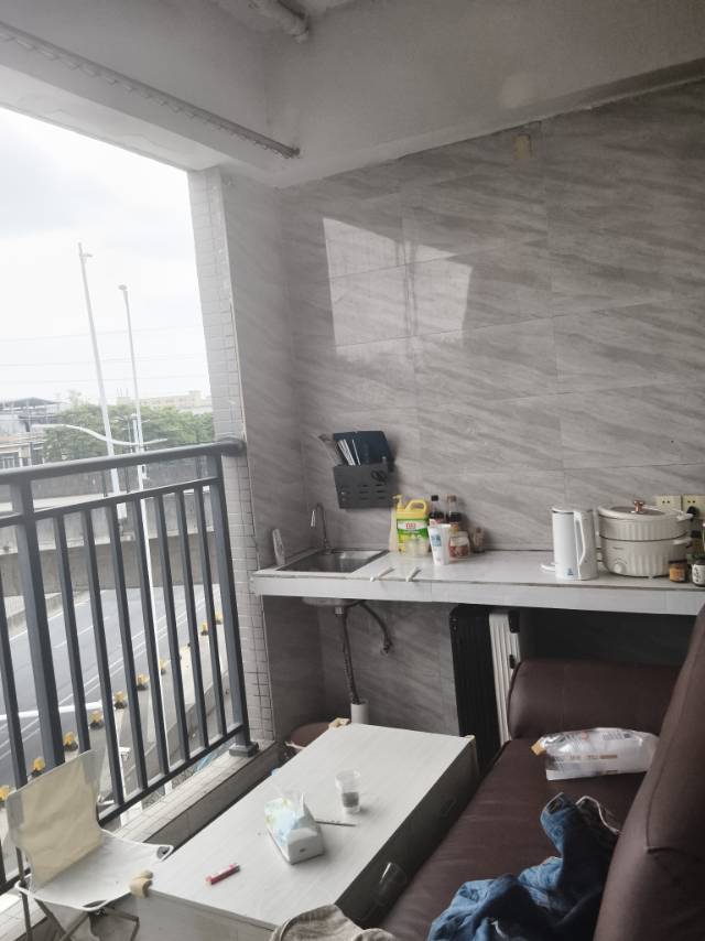 寮步 京东商务公寓