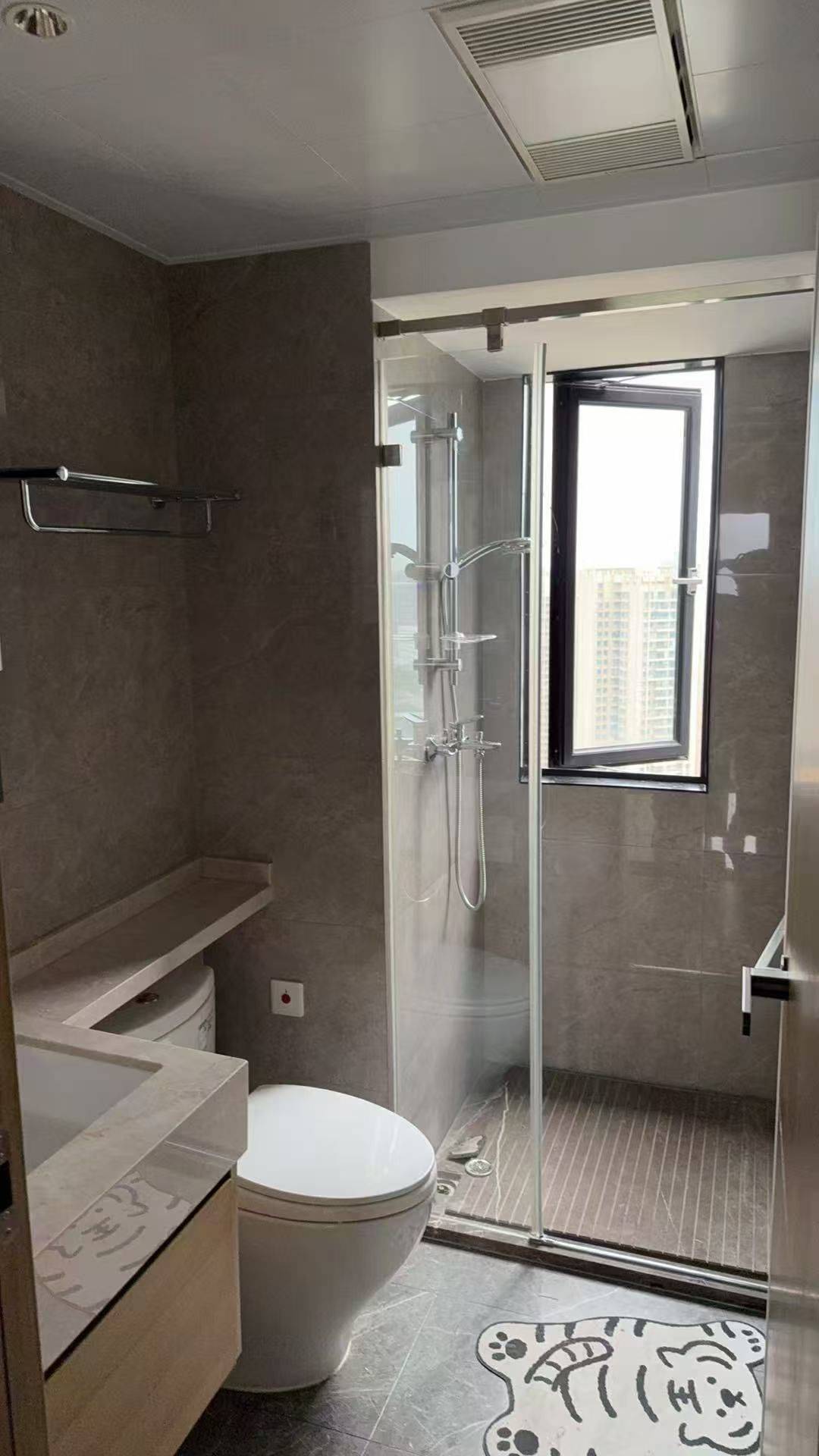 Pingshan 东关珺府