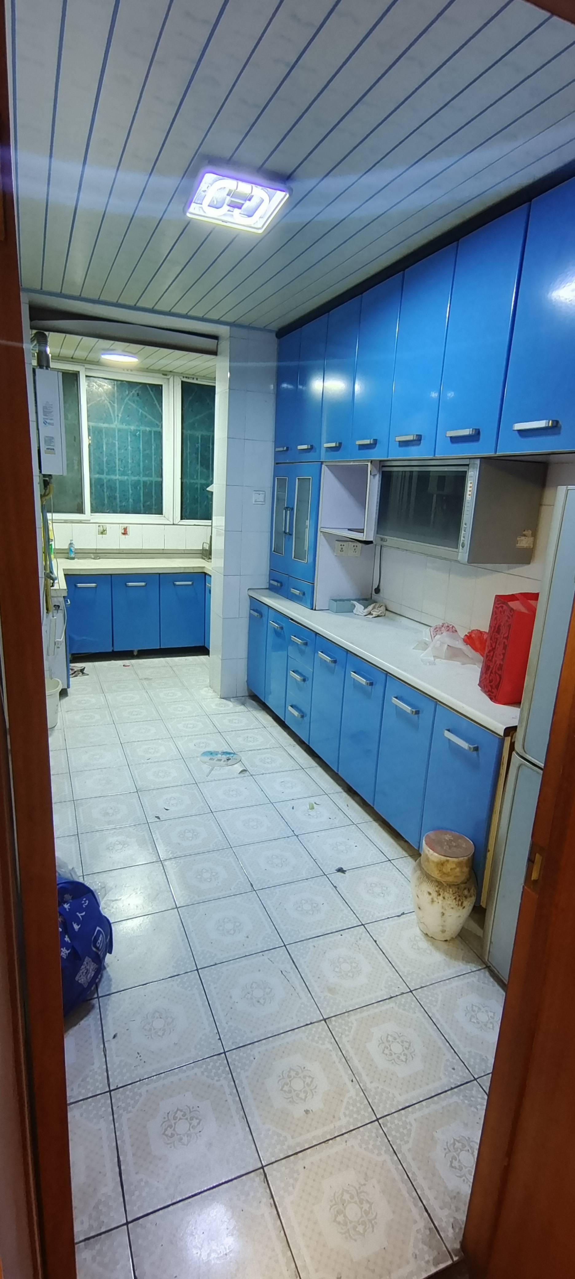 兔子不吃窝边草整租房源3