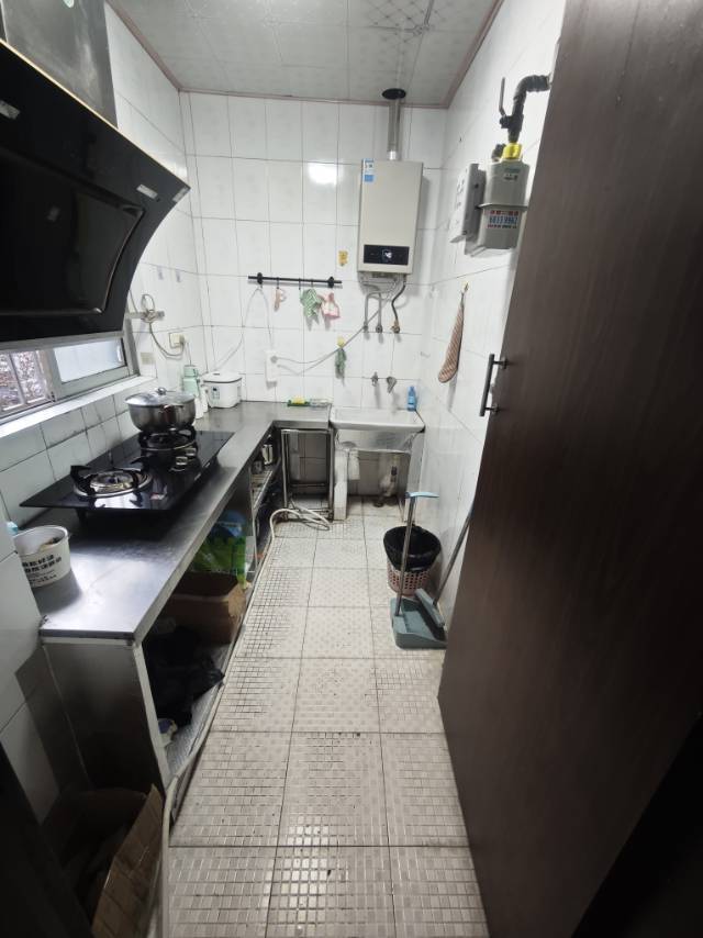 Beibei 海屋裕鑫名都-4号楼