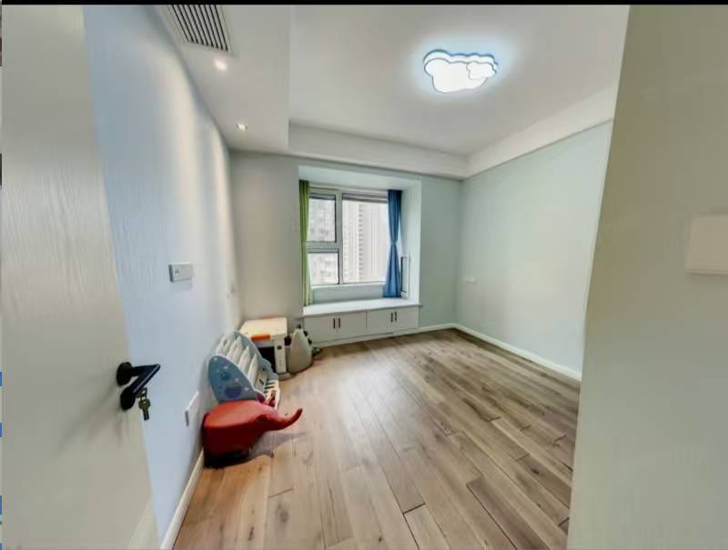 Xinwu 保利中央公园