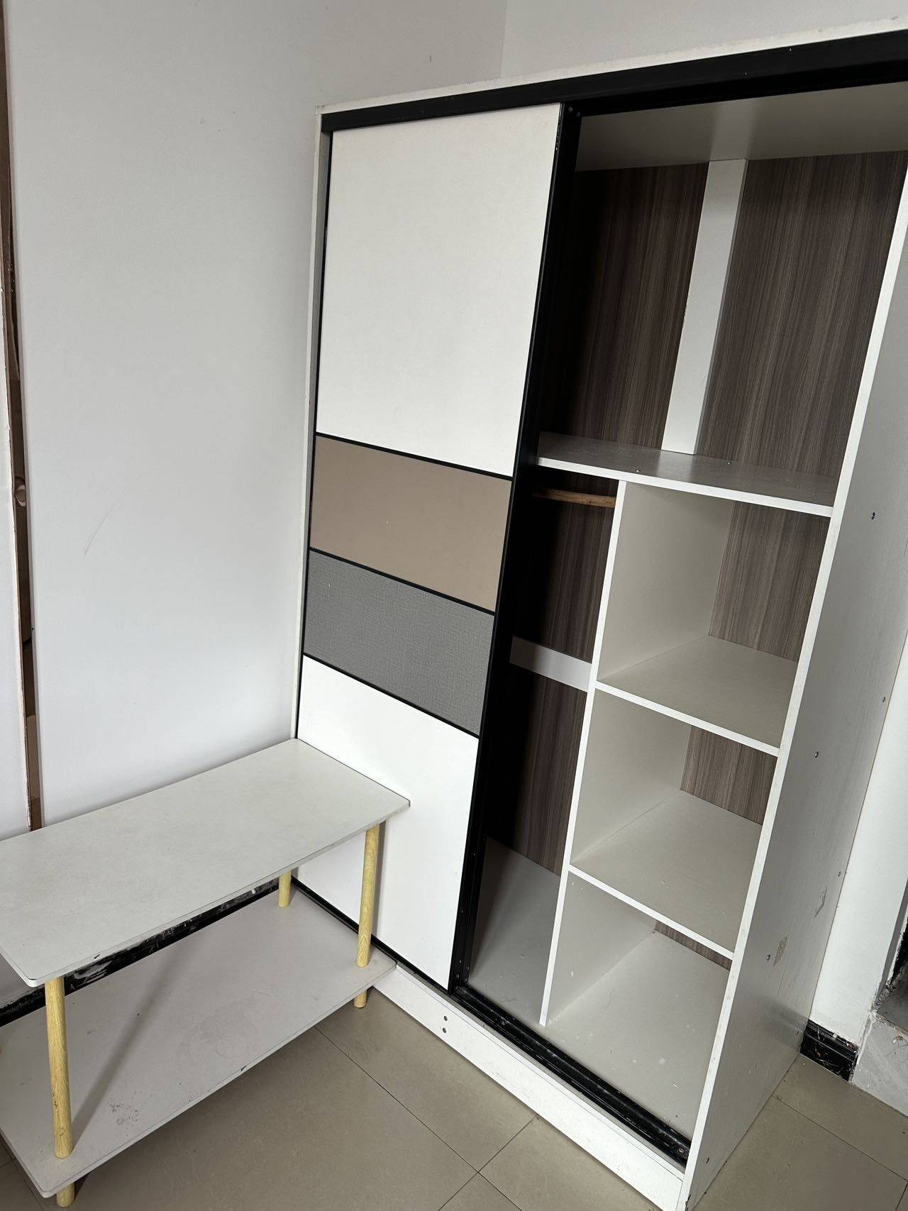 Jiangbei 日湖青年公寓