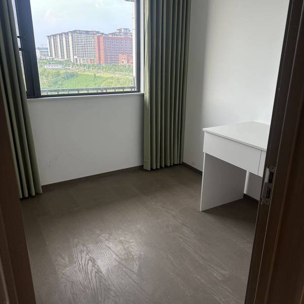 Cozy Home-Clean&Comfy-Hustle & Bustle-“Friends”-Chilled-LGBTQ Friendly