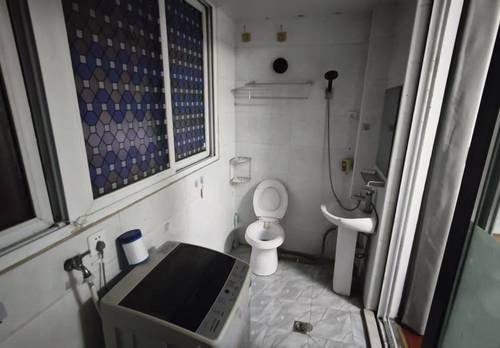 宝山 美罗家园年吉苑-4号楼