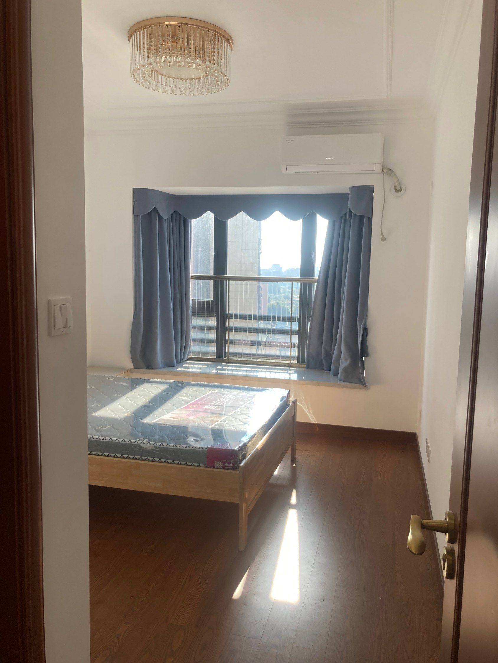 企石 东莞松湖悦龙台一期