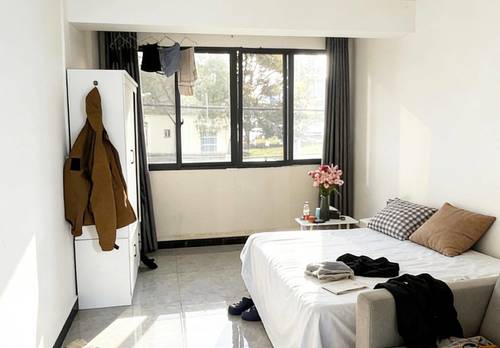 Xishan 万科银海泊岸江樾-1栋