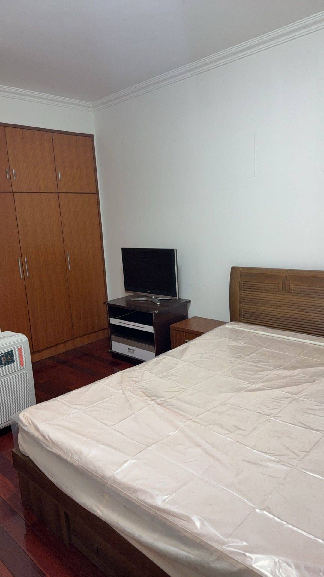 Liangxi 教仪大厦金鼎广场