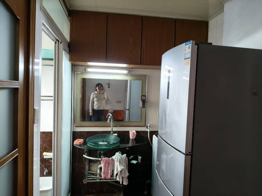 东湖区 青山北路光明小区