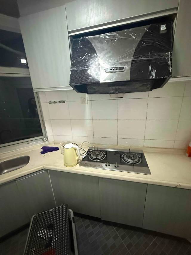 照烧鸡腿饭整租房源2