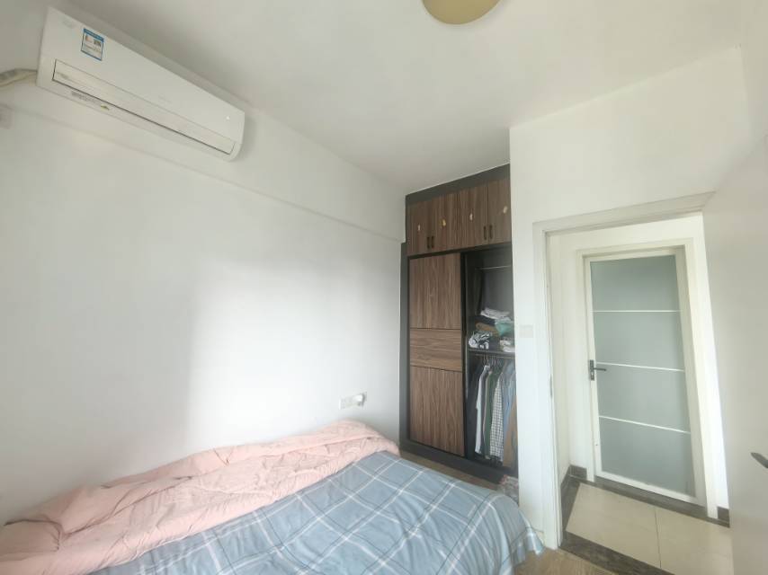 Dongguan Fenggang | 凤岗天安数码城N5国际公寓_5