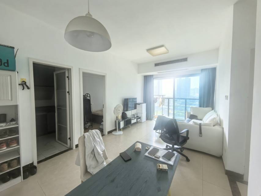 Fenggang 凤岗天安数码城N5国际公寓