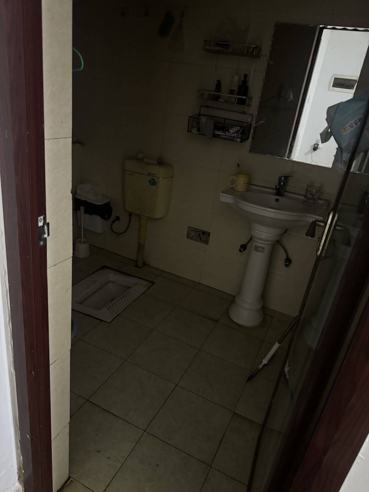 流芳百世的美女整租房源1