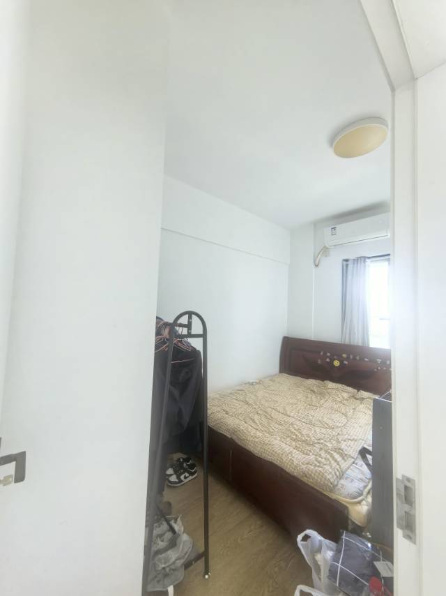 Dongguan Fenggang | 凤岗天安数码城N5国际公寓_3