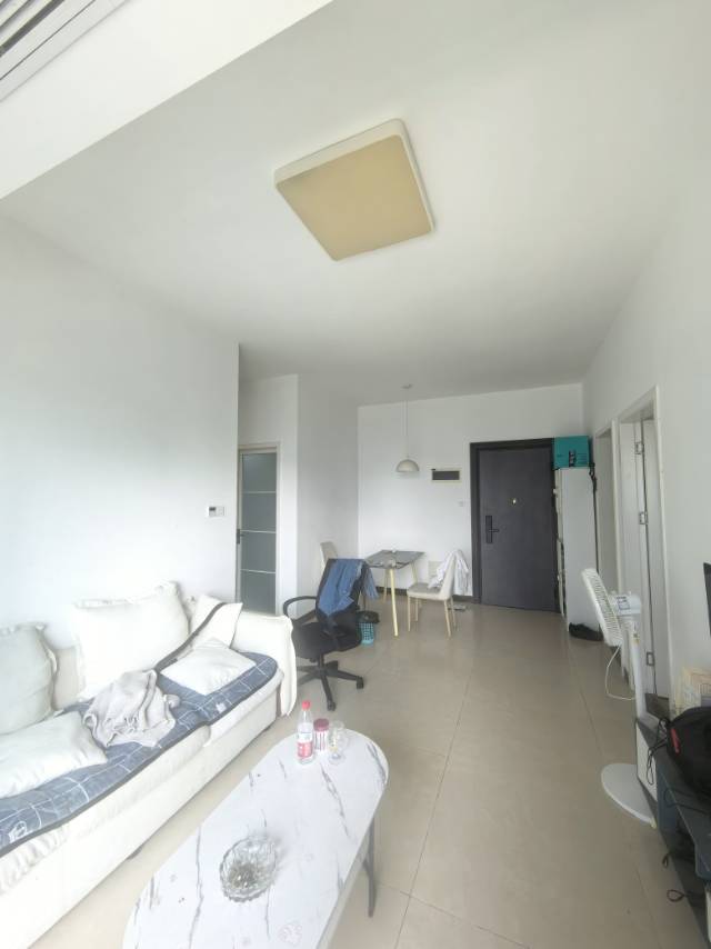 Fenggang 凤岗天安数码城N5国际公寓