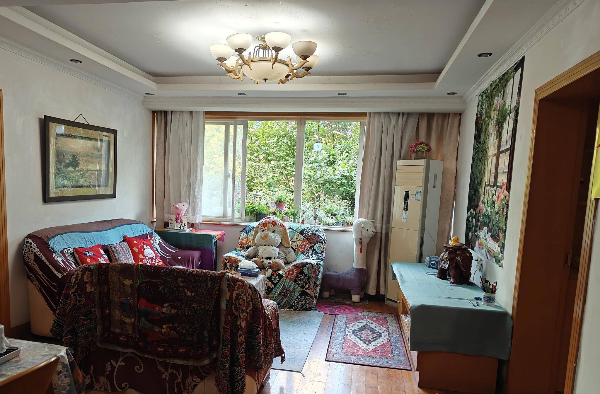 西湖 雅仕苑32幢1单元201室
