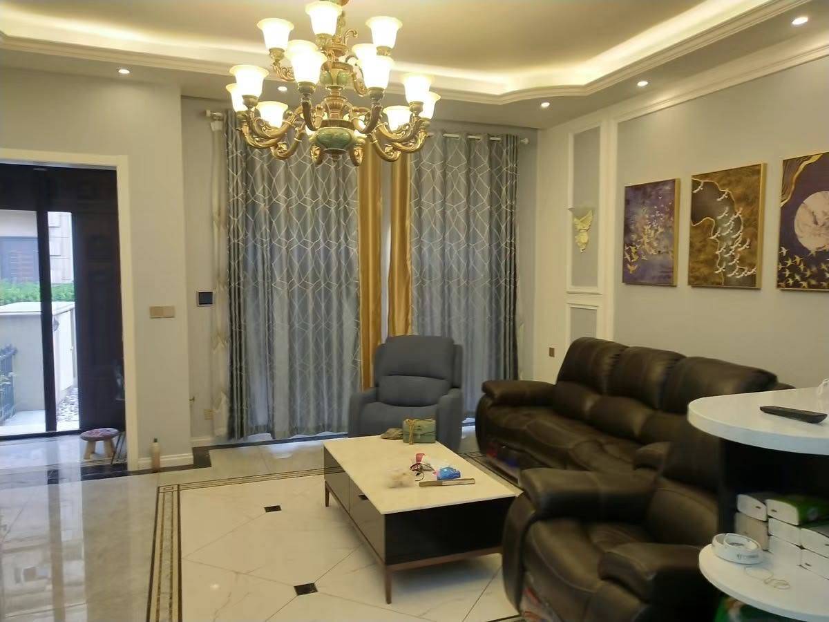 Jinghai 新华常春藤-5号楼