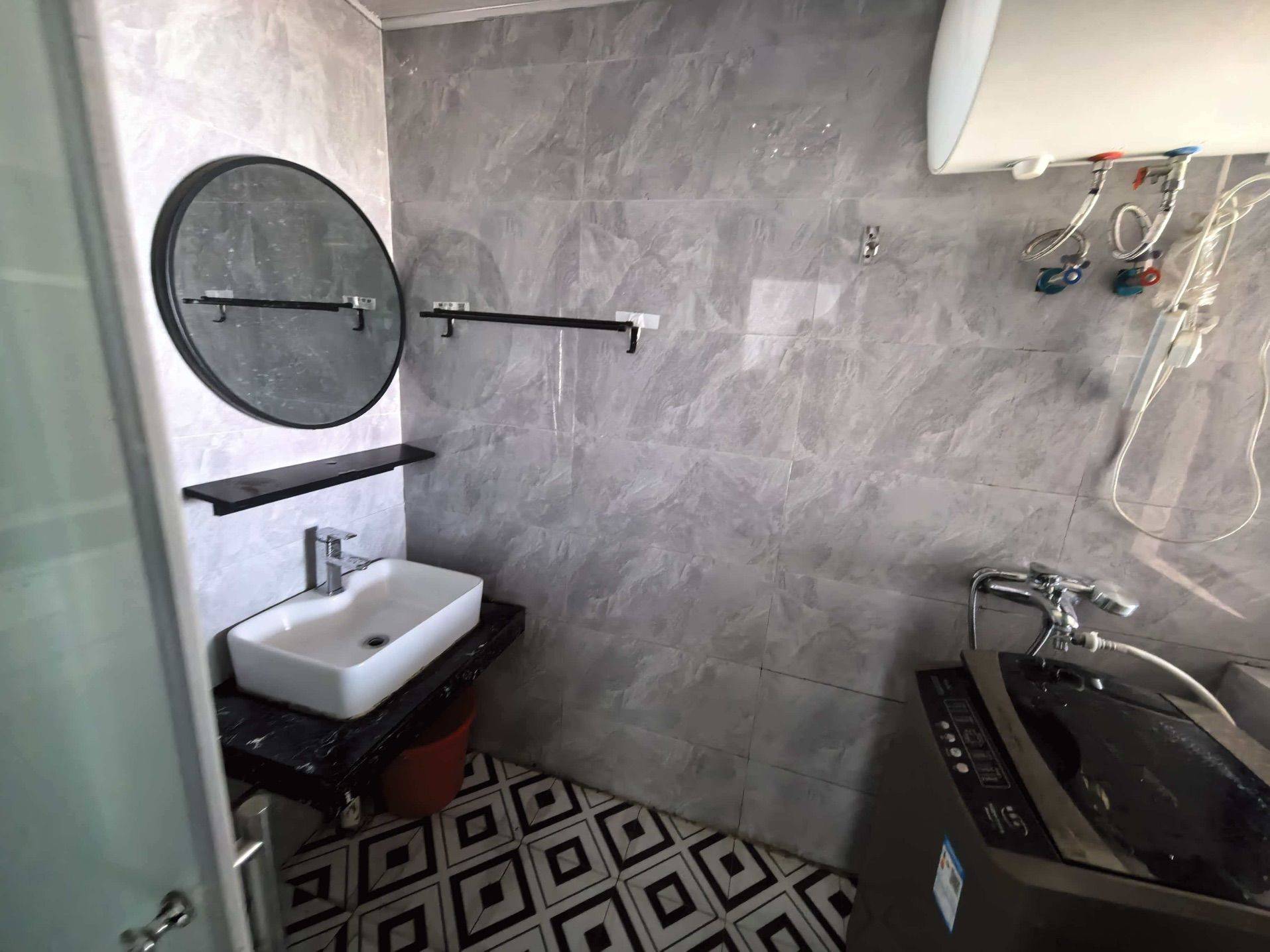 海曙 雅戈尔江上-33幢