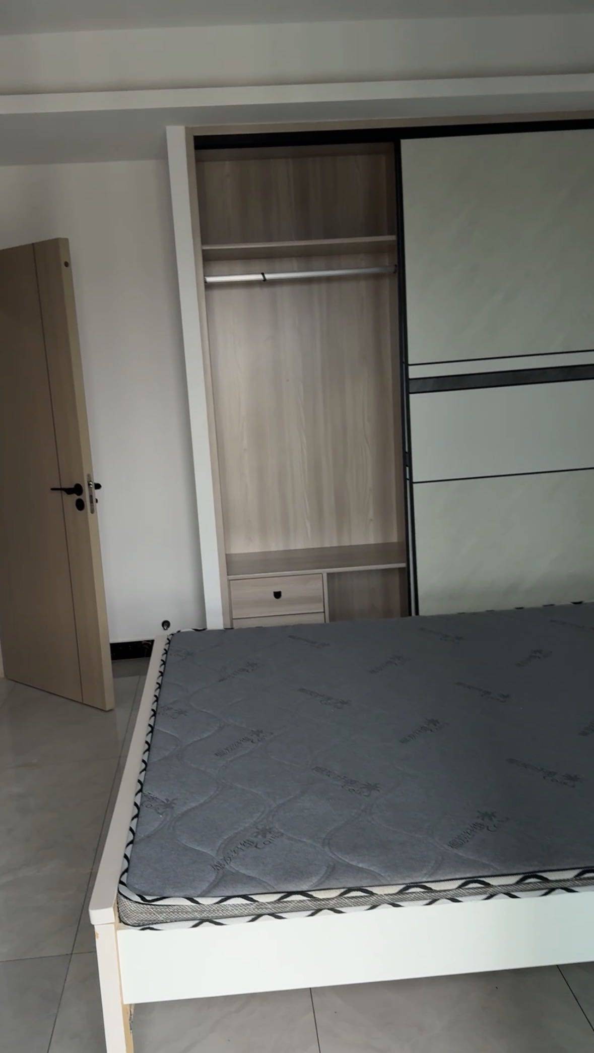 Linping 三角丰收湖嘉园六区