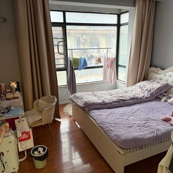 光芒万丈的小太阳整租房源3