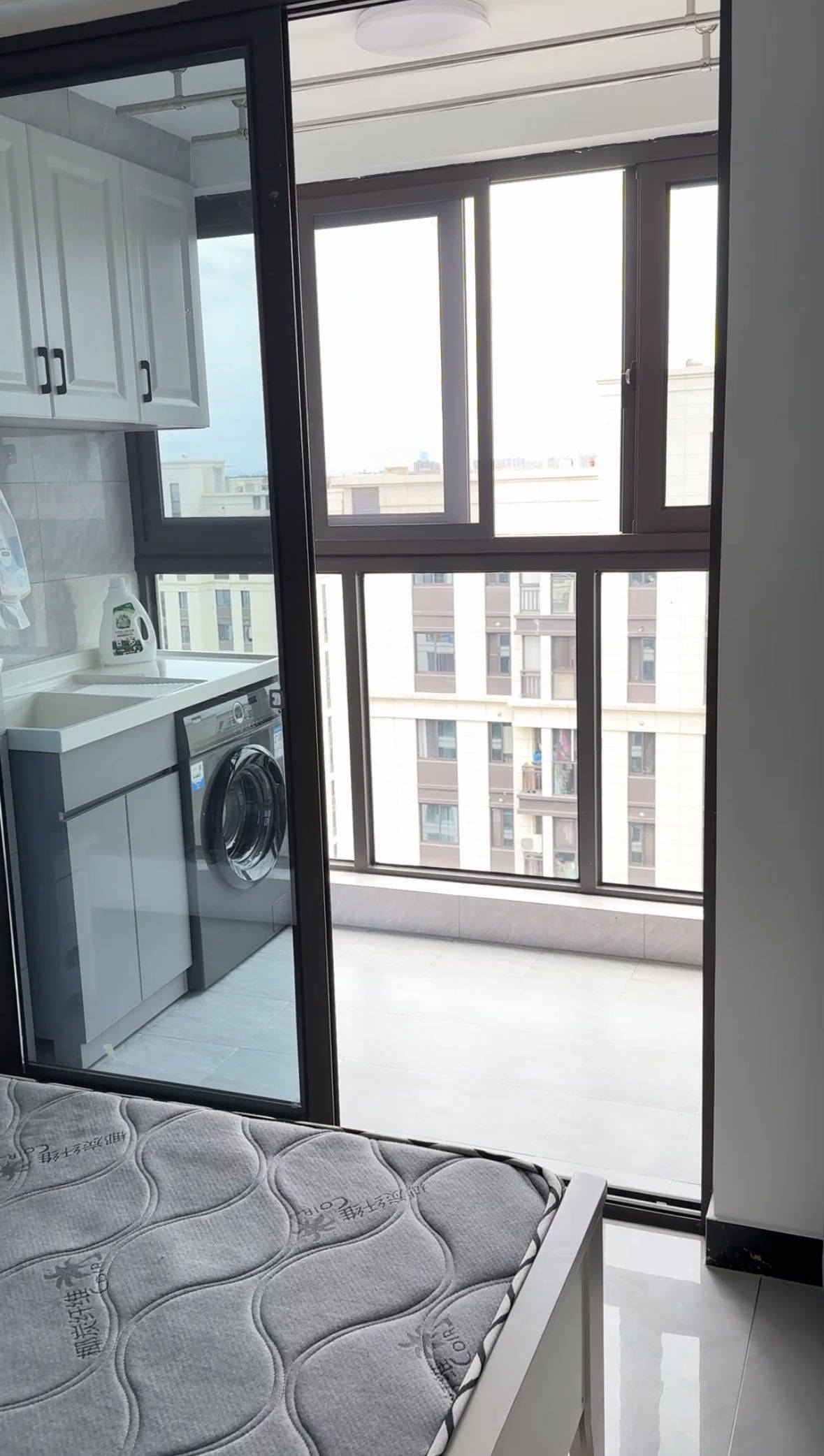 Linping 三角丰收湖嘉园六区