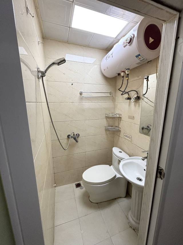 南京 玄武 | 华荣大厦_2