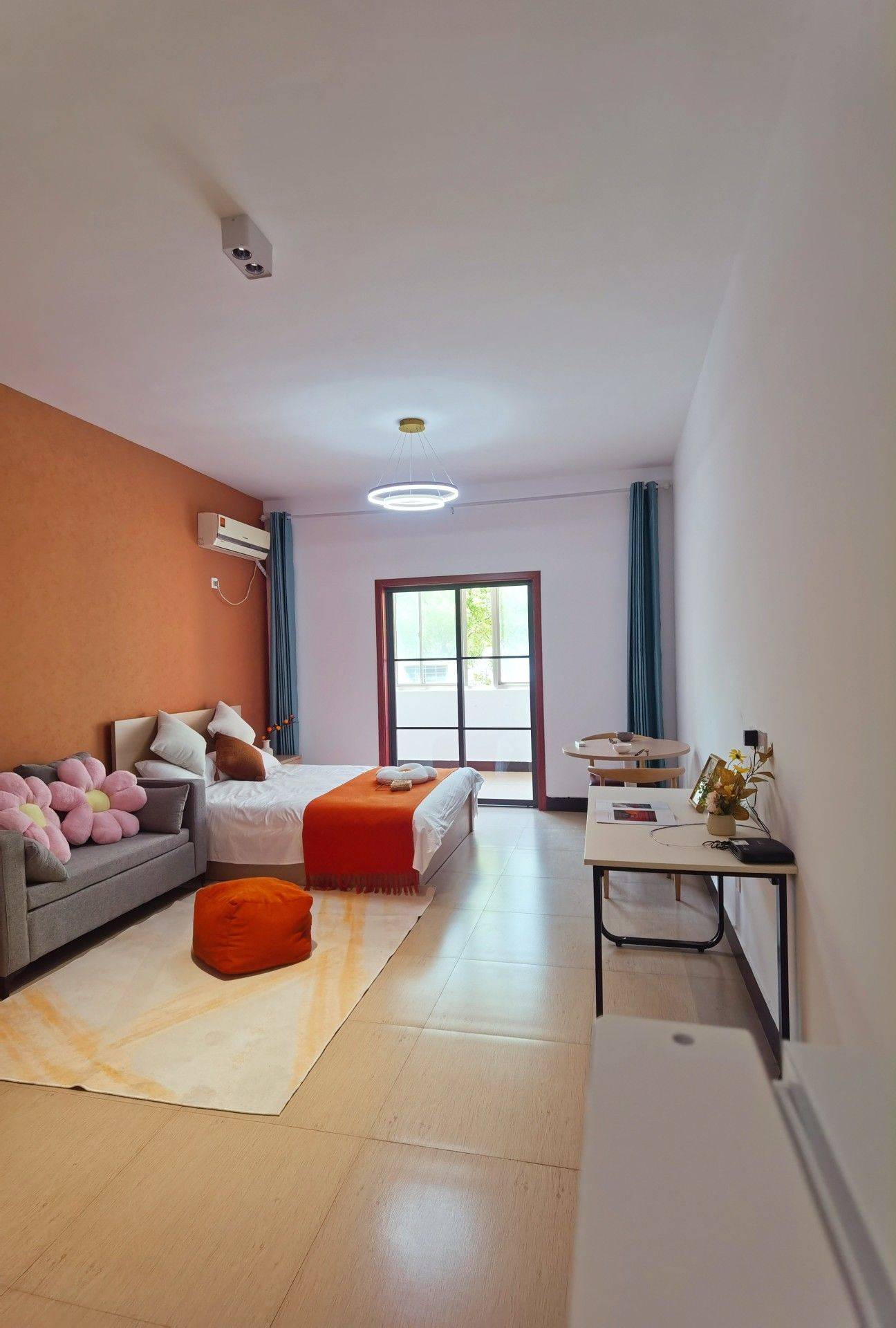 温馨小窝-干净治愈-宠物友好