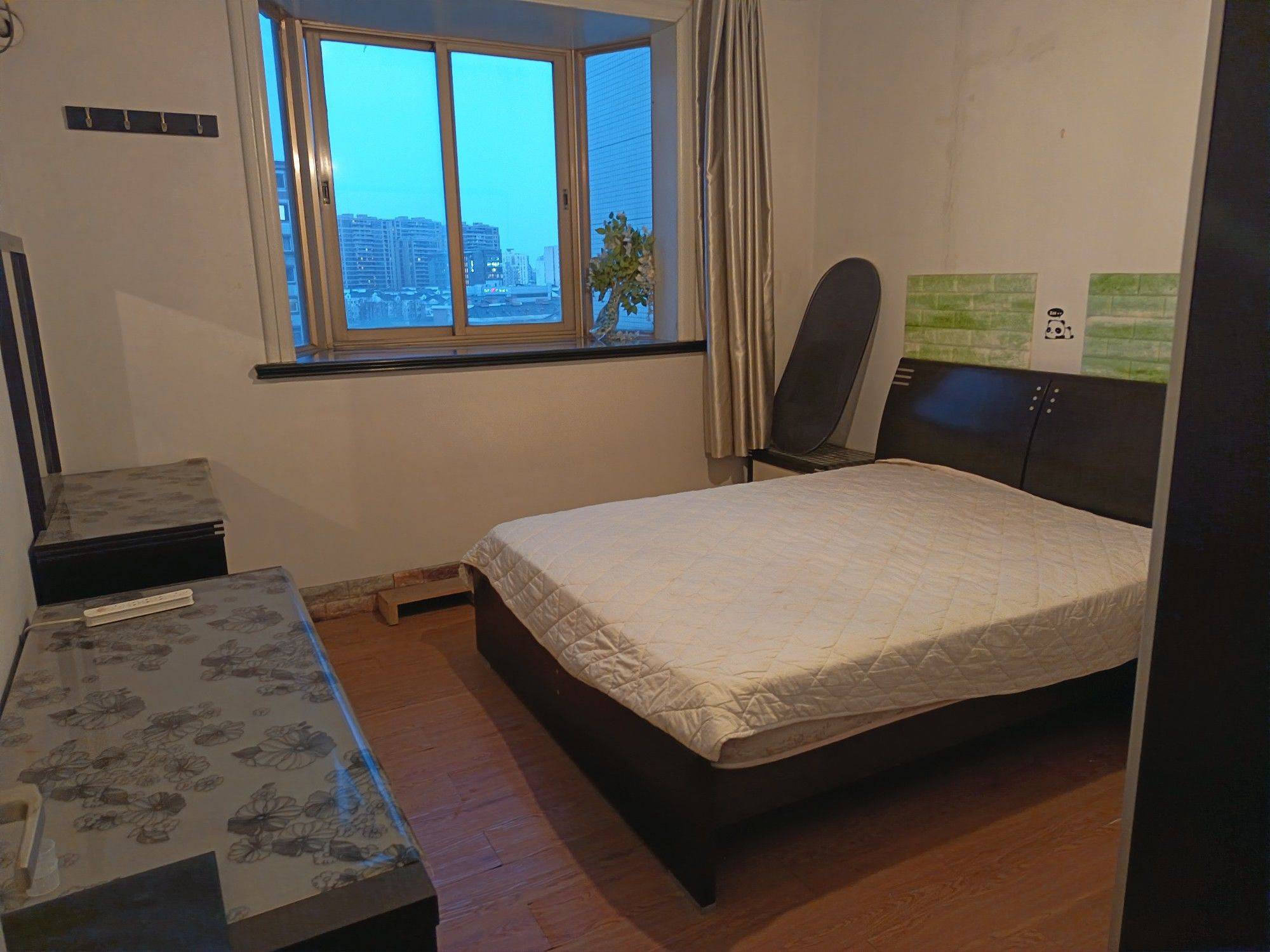 浦东 绿缘公寓-8号楼