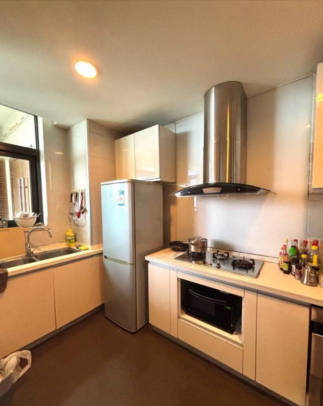 ￴ ￴ 整租房源3