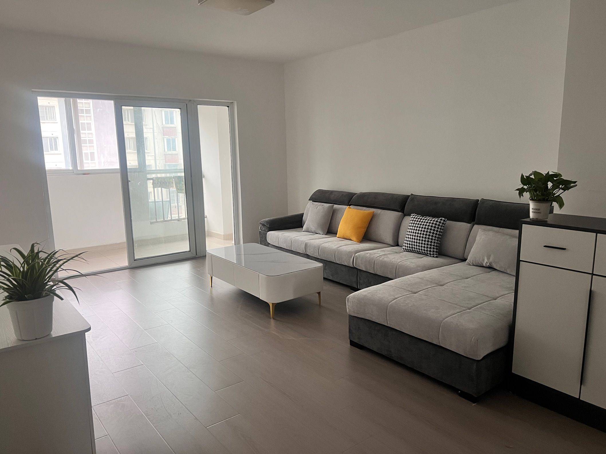 Jiangning 锦泉东苑-16栋