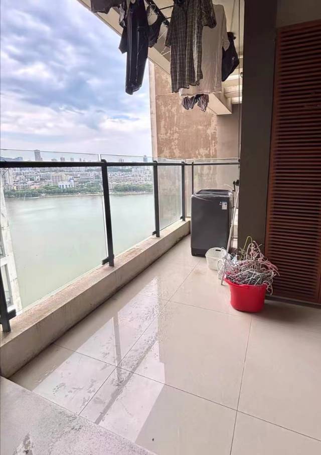 ￴ ￴ 整租房源1