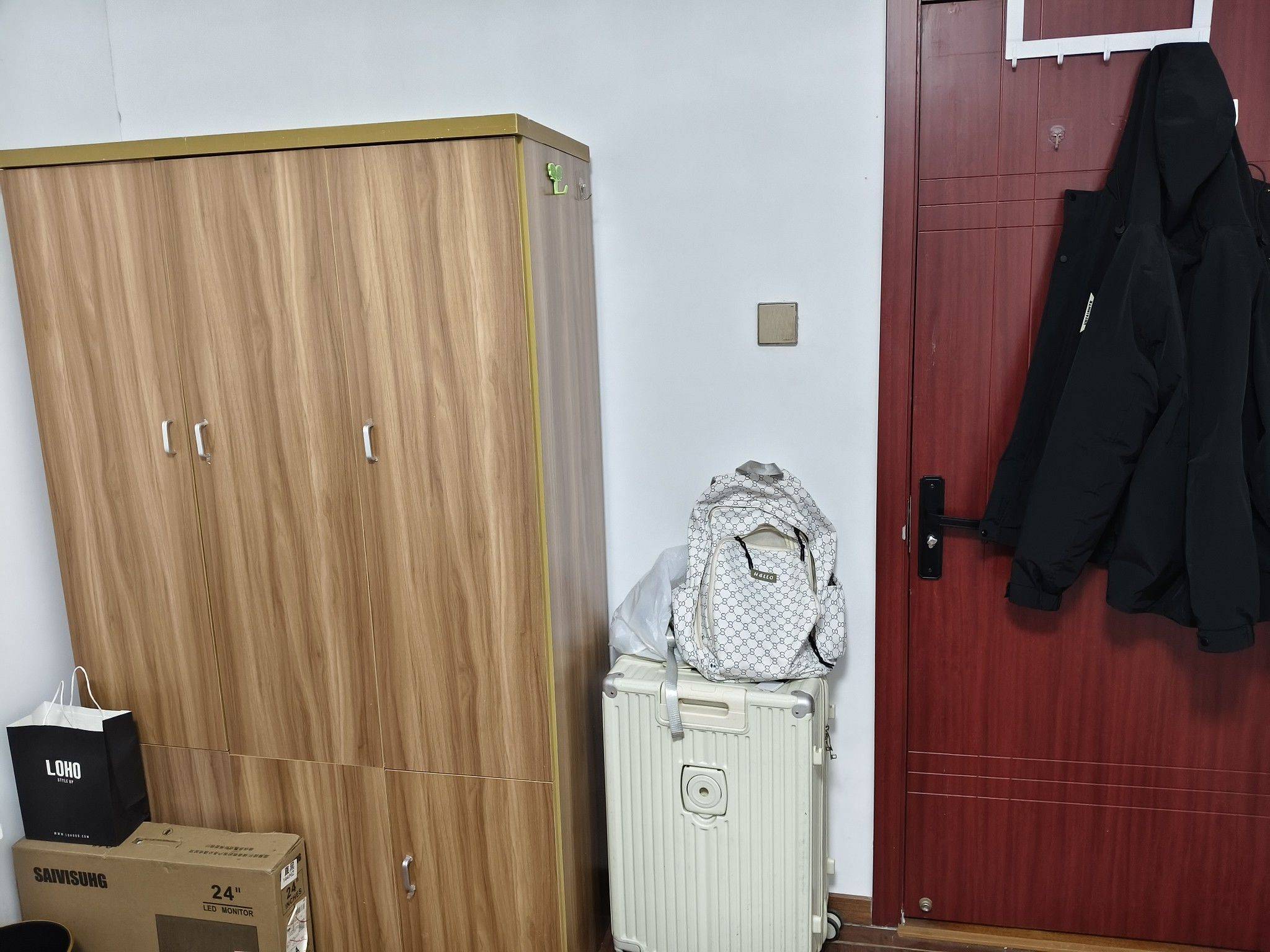 闻人苍月整租房源3