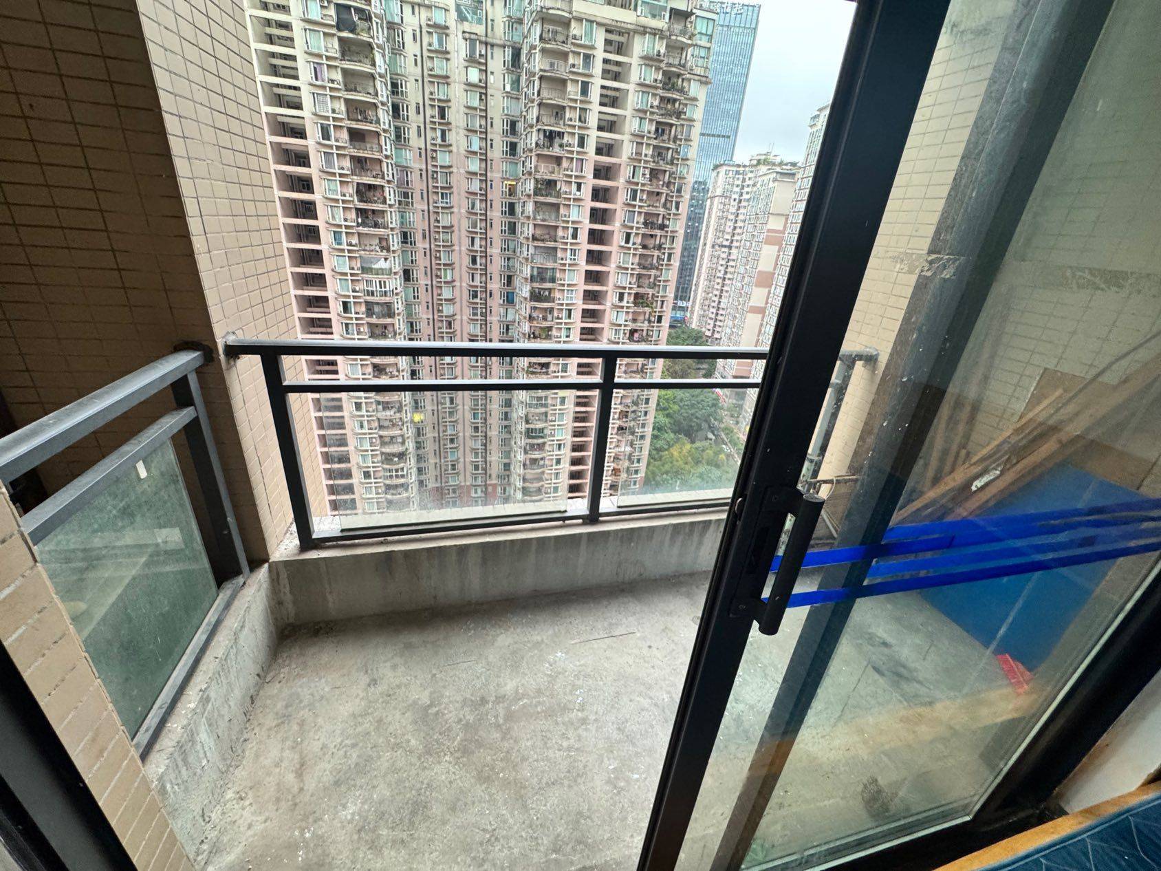 重庆 两江新区 | 财信城市国际-6栋_3