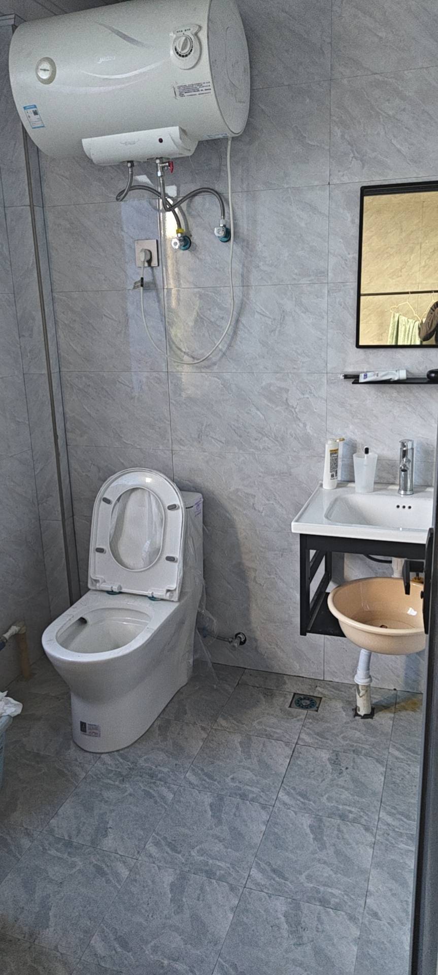 嬉戏打闹整租房源3