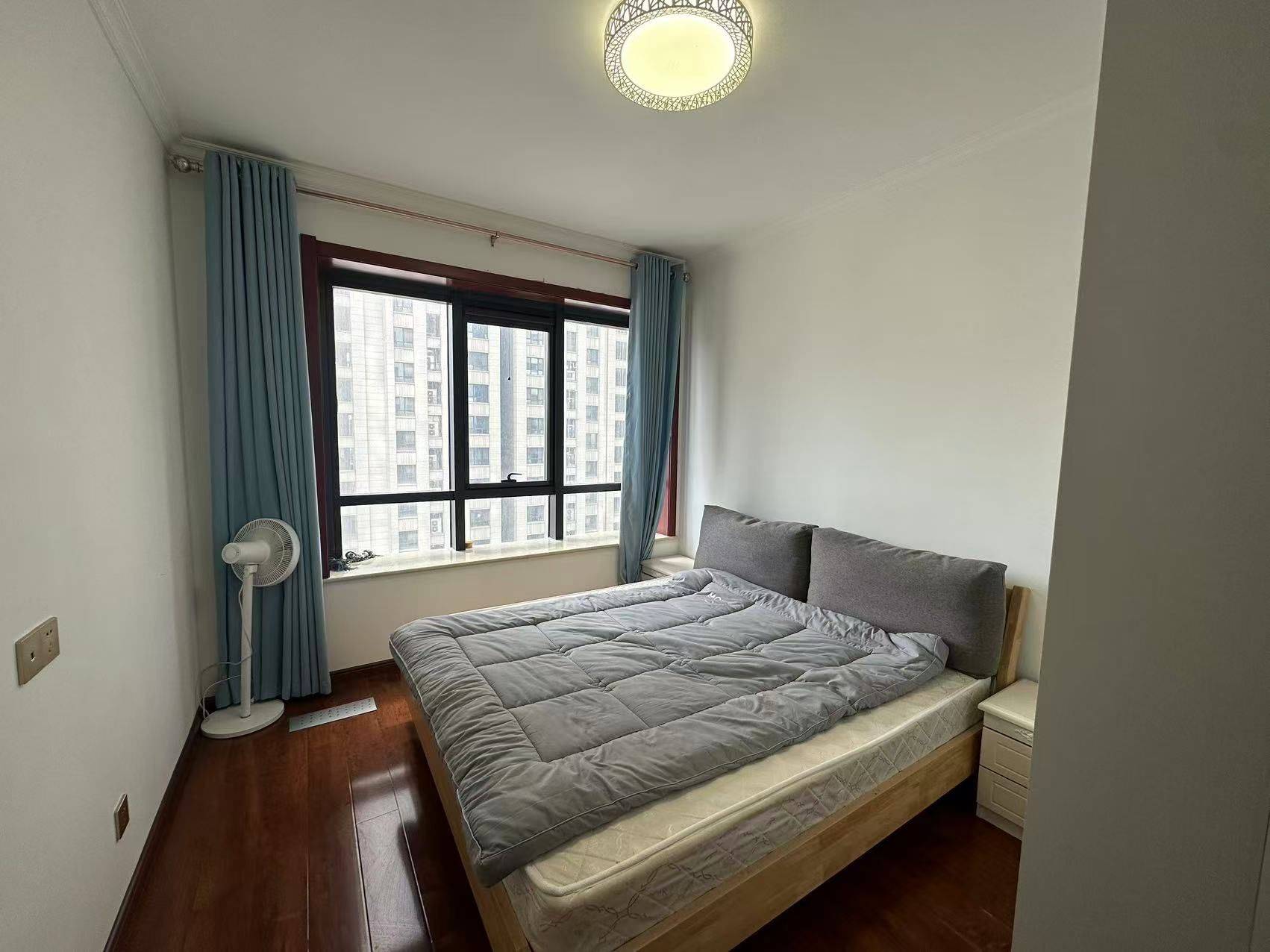 莲湖 群贤道九号