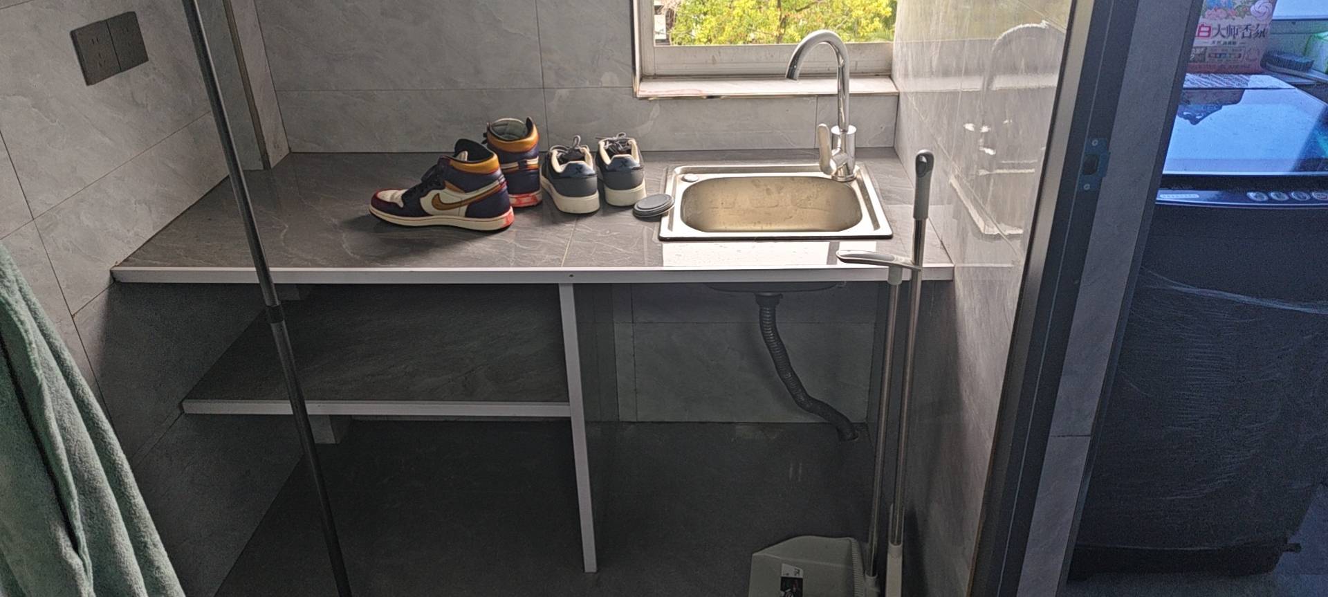 嬉戏打闹整租房源2