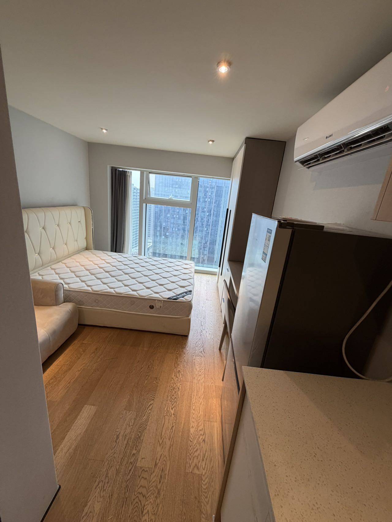 Cozy Home-Clean&Comfy-No Gender Limit