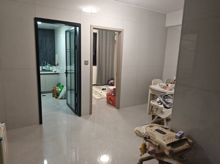 金東 泉新精品公寓