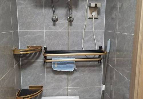 Yuhong 万科翡翠新都会-S52号楼