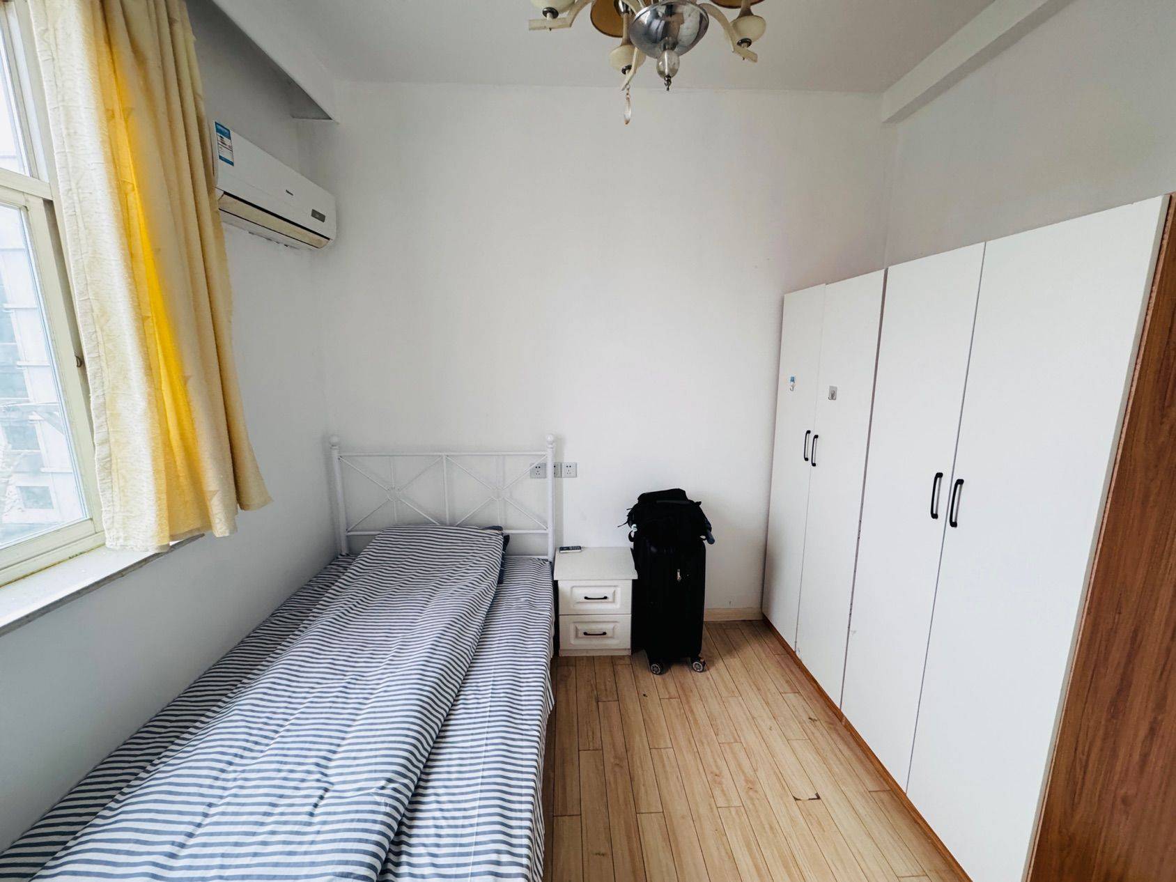 Gulou 虹桥11号-6幢