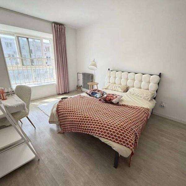 环球中心-房东直租-1/5/6号线-天府二街-软件园-银泰城-天府三街-峰汇国际-天府国际金融中心-孵化园-高新创合中心-远大购物中心-世纪城-保利时光里-交通方便-新希望国际