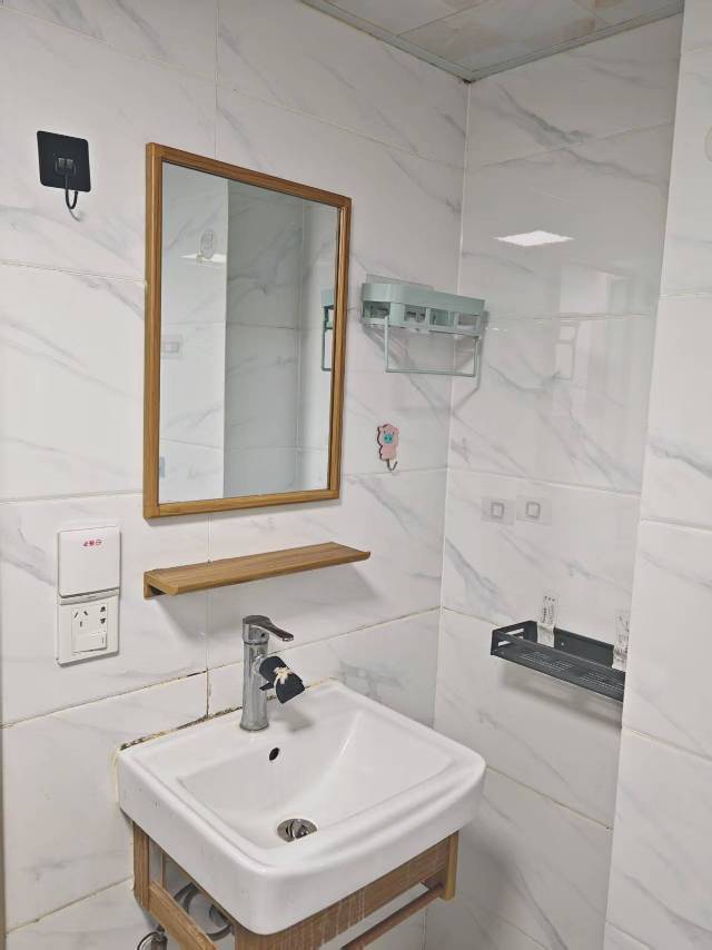 观山湖 金融橙公寓-B座